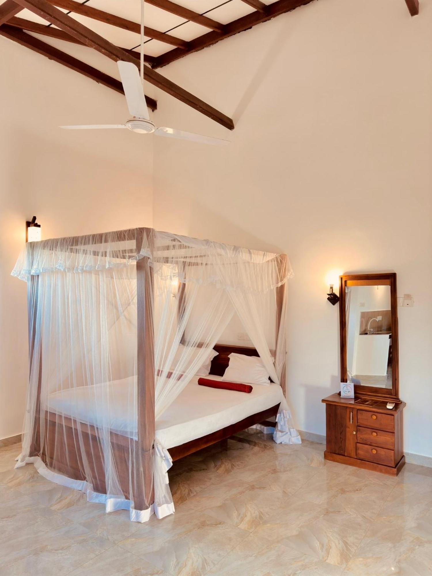 Riverwood Villa Велигама Экстерьер фото